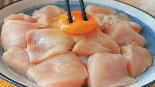 鸡胸肉太柴不好吃？教你一种做法，鲜嫩爽滑，一上桌就被抢光！【食在小厨】