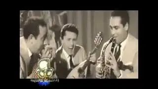 Yolanda Be Cool - We No Speak Americano - augusto aranda dj 2010.mpg