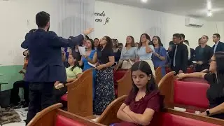 Medley Nada pode calar um adorador + com muito Louvor - Coral ADBrasil Roraima