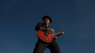 LOVE - Bruno Albuquerque