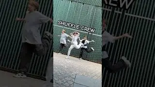 АБОНЕНТ НЕДОСТУПЕН: ОН ТАНЦУЕТ #bestshuffle #шаффл #шафл #яршаффл #shuffledance #shuffle #shortdance