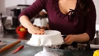 How to Smooth & Cover Cake with Fondant | Cake Decorating