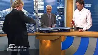 Mit 70 Jahren   Ehemaliger Abendschau Moderator Friedrich Moll ist tot  rbb24