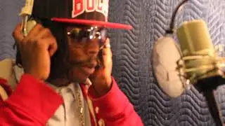 YounGKnowledge - Behind The Scenes
