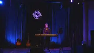 Uncovered Medley - Lore Noir - Live at Kelly's Olympian PDX