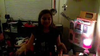 The egg balance challenge trick (just to smash and egg on my sister's head)