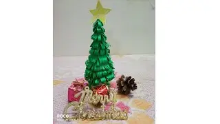 Easy idea to make cute Christmas tree🎄 with papers and glue