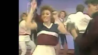 AppleBottom - Hooked On U (Video Disc000)
