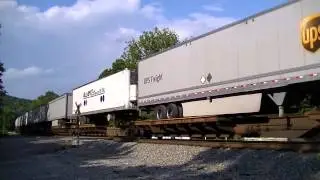 Nice Horn Show on NS 217 UPS Train