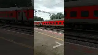 #Stnvlogsshorts #Mangaloreexpress is coming train LHB M1 3AC (SLEEP CLASS)