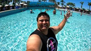My First Day Back At Knott’s Soak City In 2021 | Meal Plan Food Review