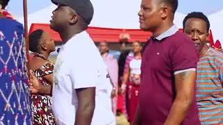 Resian Leperes ft Naitemu Tuutayioki live  perfomance