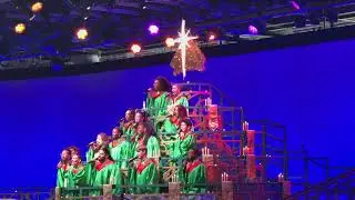2025 Epcot Candlelight processional Hosted by Marlee Matlin￼