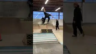 Backside 180 skateloft  #vansskate #weartest team rider Mike Austin