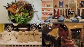 Weekly Vlog | Christmas Shopping, Eating, Drinking, and Giggling