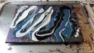 #21 - Fluid Art Pour (midnight blue/mystic sea)