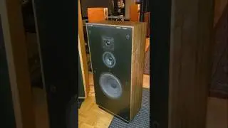 This vs That: Boston Acoustics A150-II vs A200