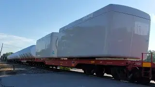 CSX 5120 Leads a Windmill Parts Train NB - Shelburn, IN