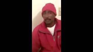 Tupac in Cuba and 45 years old (2pac is alive)
