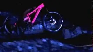Tracer 275, glowing in the dark