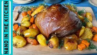 Χοιρινό μπούτι στη γάστρα  |  Roasted pork leg in oven  |  Nano in the kitchen