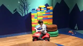 Desmond Playing Around Channel: Kids-friendly Hotel Finders Hotel@Taipei