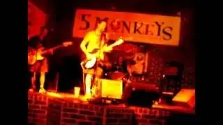 The Echo People - Live at 5 Monkeys - The Birds