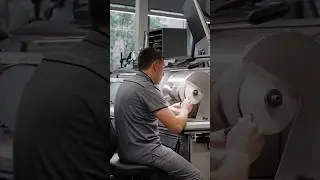IWC Polisher, restores the case surfaces by polishing the facets to regain their sharp shine.