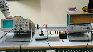 04 Oscilloscope. Mesure d'une tension.