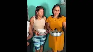 Su abuela le daba las mejores comidas a sus nietos varones y a sus nietas les da las  sobras 🤩😳