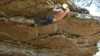 ESCALADA EN  ROCA  LA  BARROSA  BALCARCE  7A  LA  MATRIX  RAFA CHIARADIA