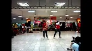 Dance Cover JKT48 Fanbase Madiun ( Flash Mob )