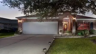 4731 HIGHLAND FARM, San Antonio, TX Presented by Lindsay Chunn.