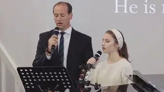 Свершилась казнь | А я знаю, Искупитель мой жив