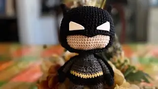 Crochet #  video 3 Batman (pies,manos y cuerpo)