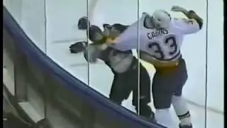 Eric Cairns vs Billy Tibbetts