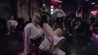 LEEJUNG LEE CHOREOGRAPHYㅣCHICKEN NOODLE SOUP - J HOPE (FEAT.BECKY G)
