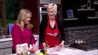 Sophia Malek Makes Vegan Lemon Curd & Chia Pudding Brunch Trifles