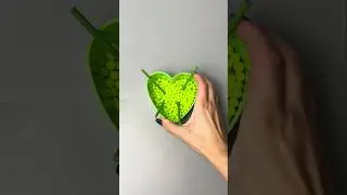 Light green beads. green 💚 heart reverse