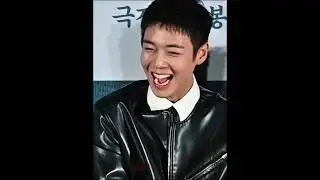 His damn smile😭🤏🏻❤️#parkjihoon #cutemoment #youtubeshorts #shorts
