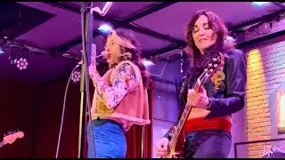 Lez Zeppelin - Rock and Roll, Live Concert
