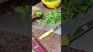 लोहे की कड़ाही वाला असली स्वाद! 🔥 | Desi Palak Saag Secret ✅
