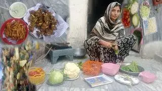 Pehle Roze Ki Pahli Traditional Village Iftar || Aaj Hum Ne Iftar Mein Chinese Pakoda Banaya