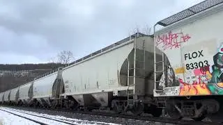 CSX B457 at Beaver Falls KCS 4141 leads
