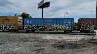 Watching a train working in the CSX Bayview Yard with nice Pan Am box and reefers on 8/15/2022
