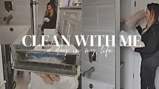 Clean with me / Deep cleaning and organizing / Disaster home deep clean for cleaning motivation