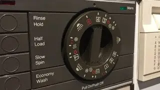 Hotpoint Electronic 1000 Plus 9530A : Coloured Synthetics 50&deg;C