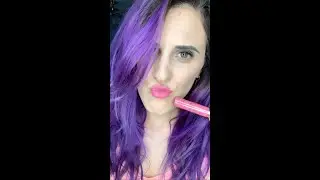 First Look BUBBLEGUM GLITTER LIPSENSE