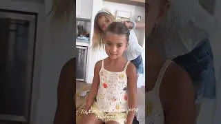 Twins styling their little sister&rsquo;s hair 🎀💕 #hairinspo