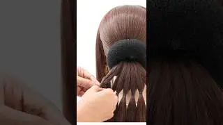 Simple messy bun hairstyle #hairstyle #bunhairstyle
